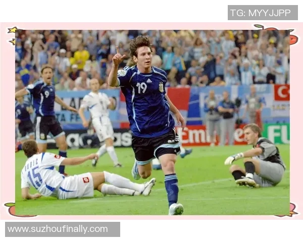 梅西传奇：从巴萨巨星到阿根廷国家队的荣耀之路与未来展望