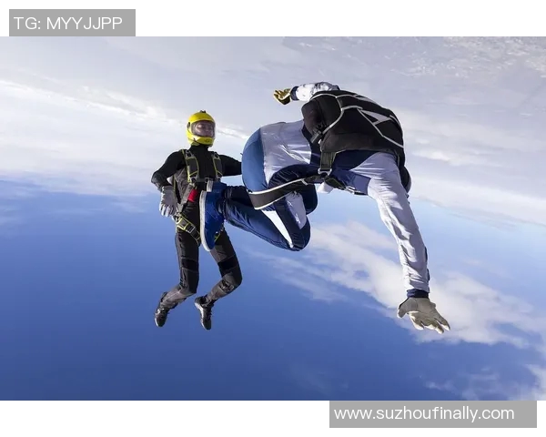 南京极限运动队攀岩联赛的拼搏历程与荣耀瞬间分享