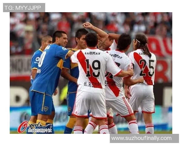 帕尔梅拉与博卡青年激战正酣谁能在南美赛场笑到最后