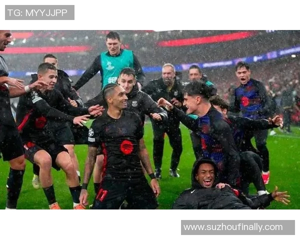 巴萨与利物浦的巅峰对决360度全景解析赛事精彩瞬间