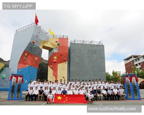 杭州滑板队进攻战术深度解析与实战应用探讨 杭州滑板队进攻战术深度解析与实战应用探讨