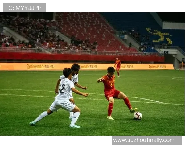 深圳足球队的反击革新之路：重塑战术与团队精神的全面探索